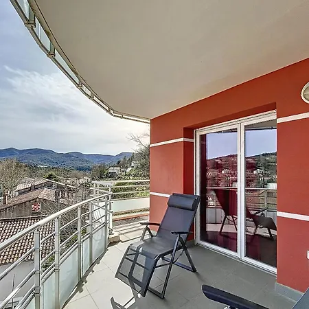 Bel F3 Climatise Avec Parkings, Terrasse Et Vue Sur Montagnes A 50m Du Centre Et Des Thermes - Fr-1-451-213 Lamalou-les-Bains