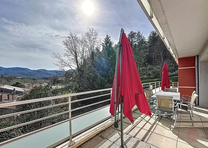 Bel F3 Climatisé Avec Parkings, Terrasse Et Vue Sur Montagnes à 50m Du Centre Et Des Thermes - Fr-1-451-213 *